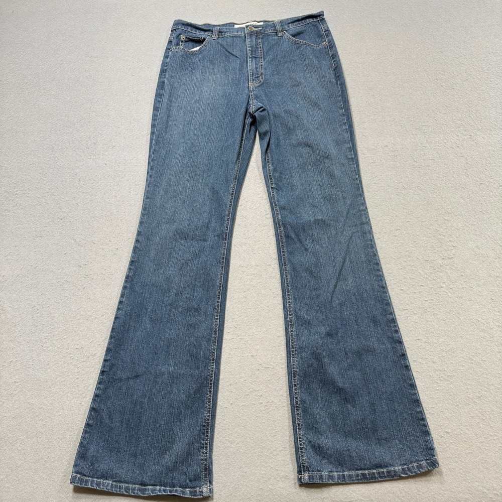 Code Bleu Missy Jeans Women's 10W Blue Medium Wash Mid Rise Bootcut Classic Y2K